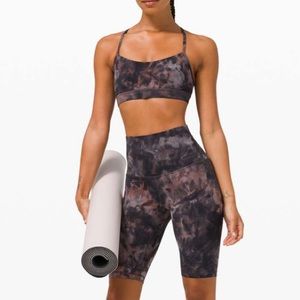 Lululemon Flow Y Nulu Bra